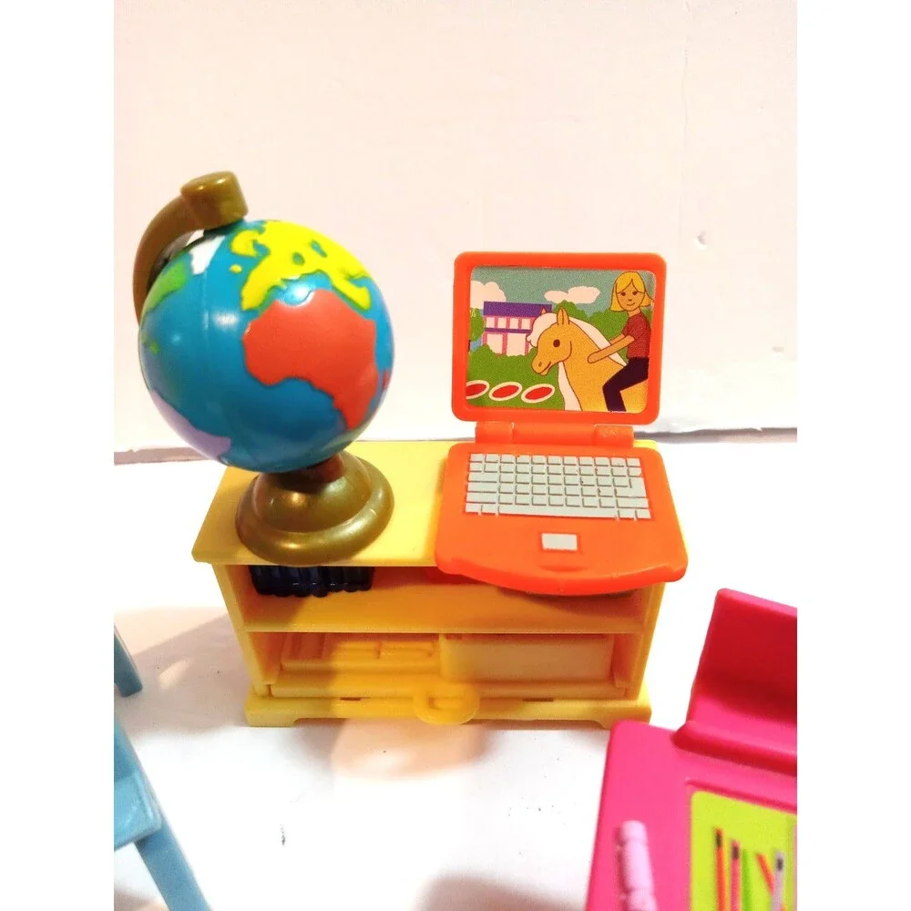 Fisher Price Loving Family Playroom (Chalkboard, Laptop Boombox Lot